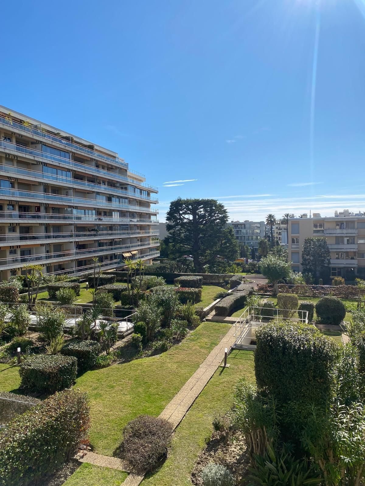 Comment réussir un débarras dans les appartements anciens et de prestige à Cannes